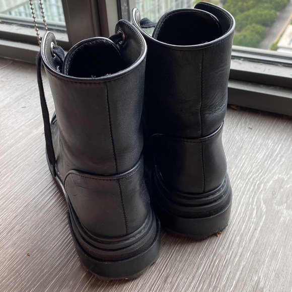 Schutz Black leather heavy duty combat boots - 38 - Picture 4 of 15